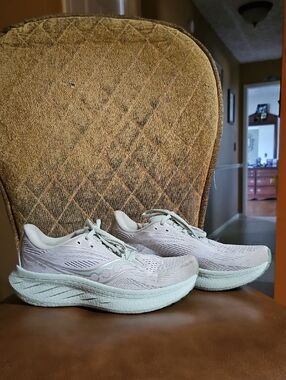 Saucony Ride 18 White Green Lace Up Sneakers Running Shoes